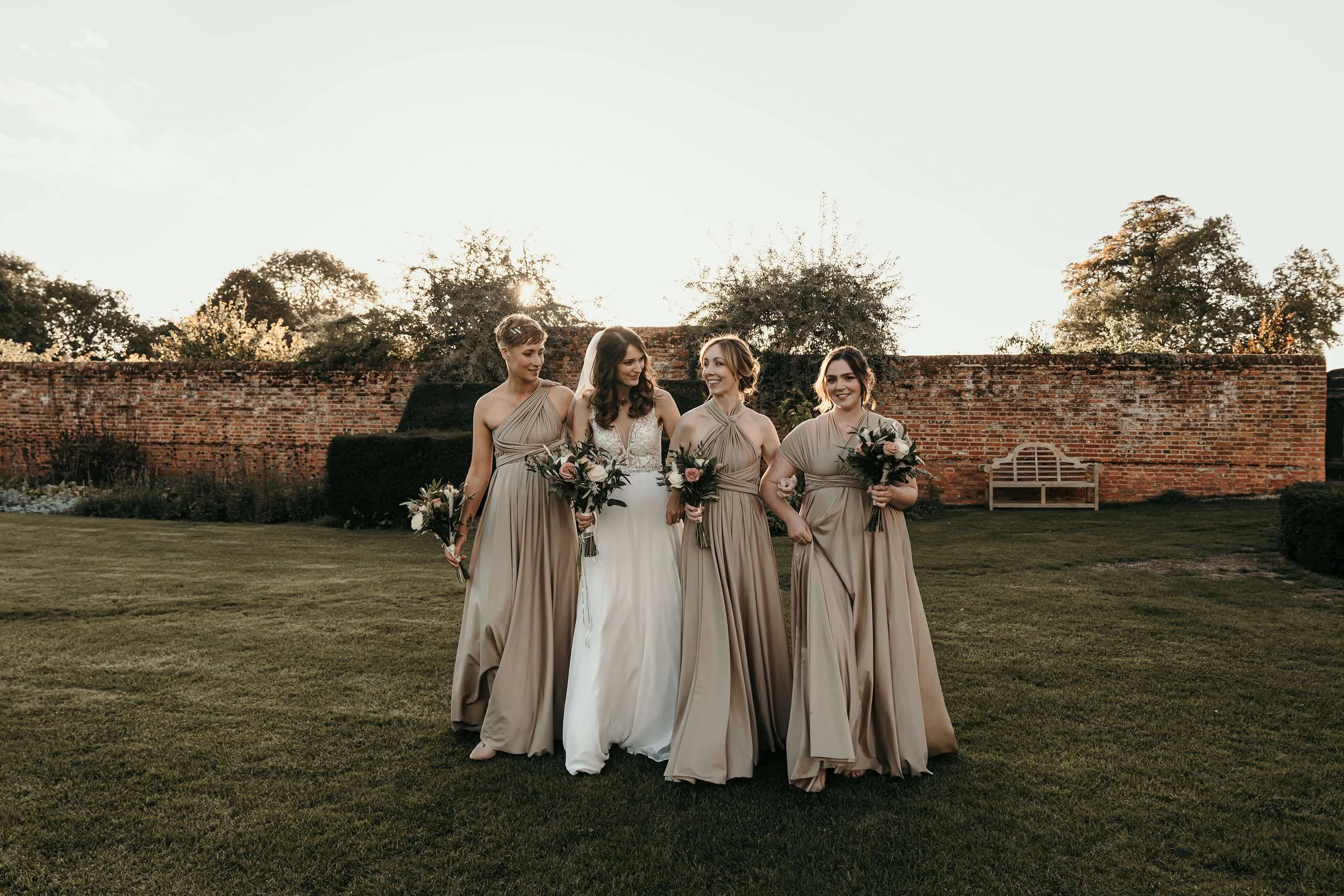 bridal party photo session