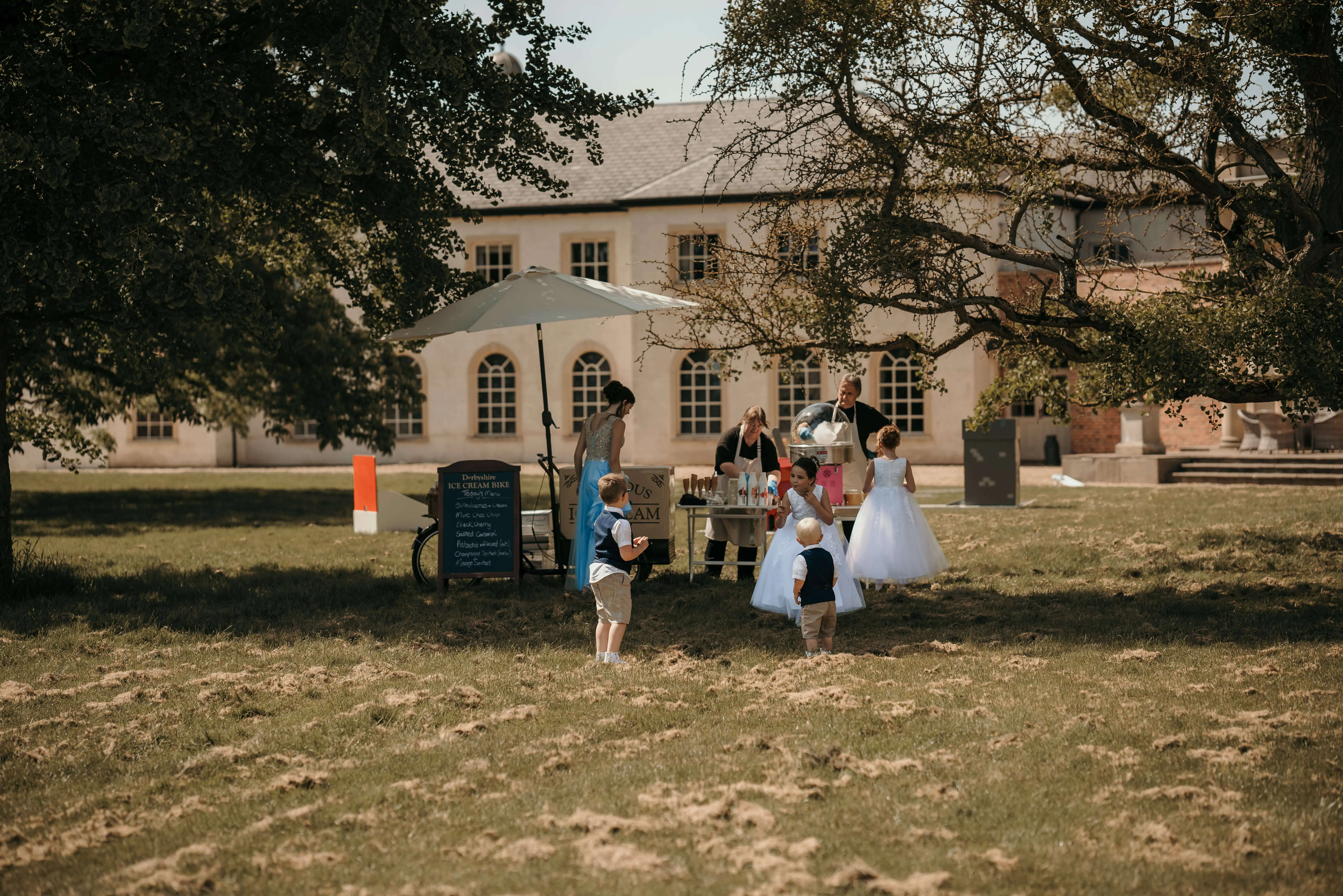 Cambridge wedding photographer