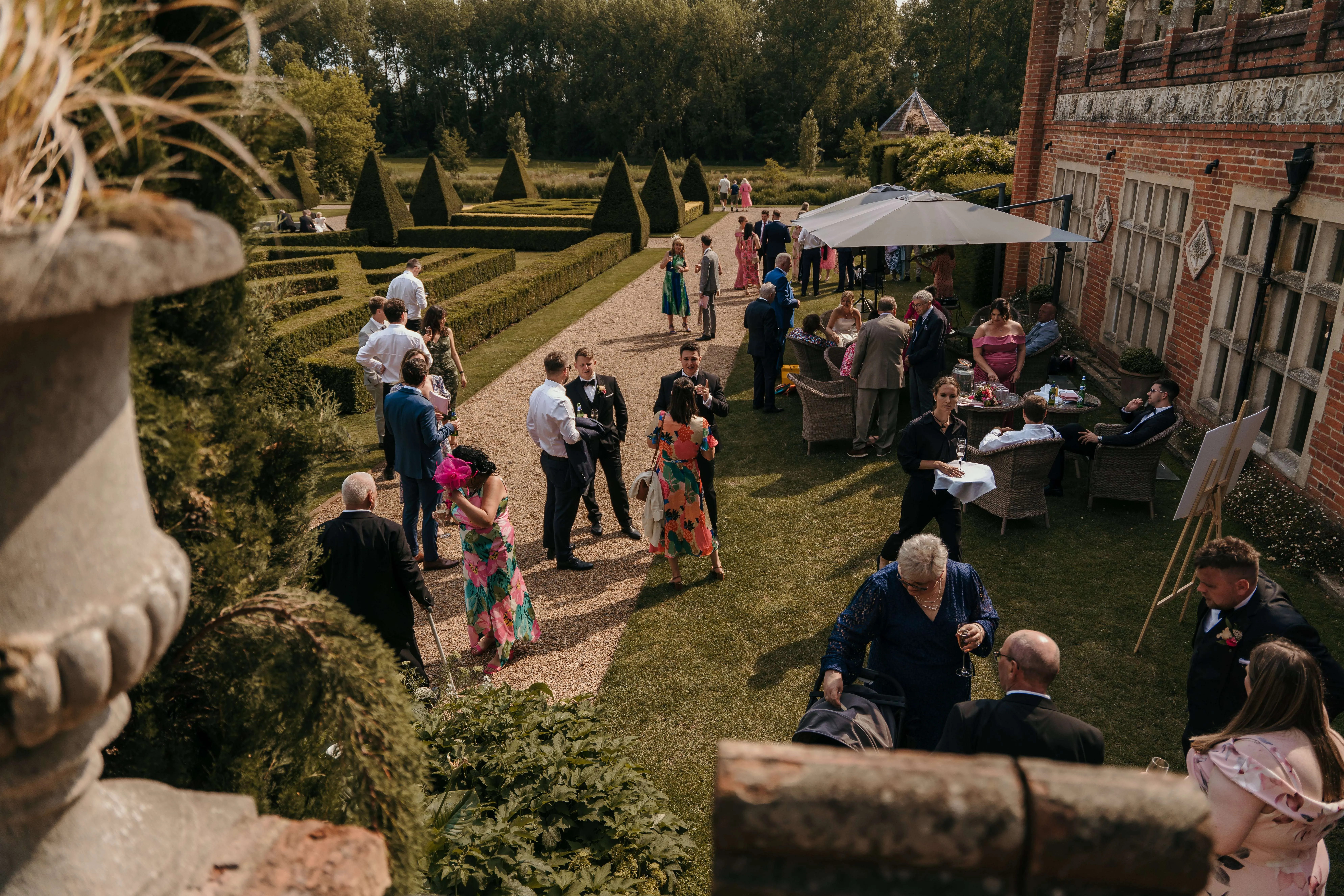 Norwich Wedding photographer duo